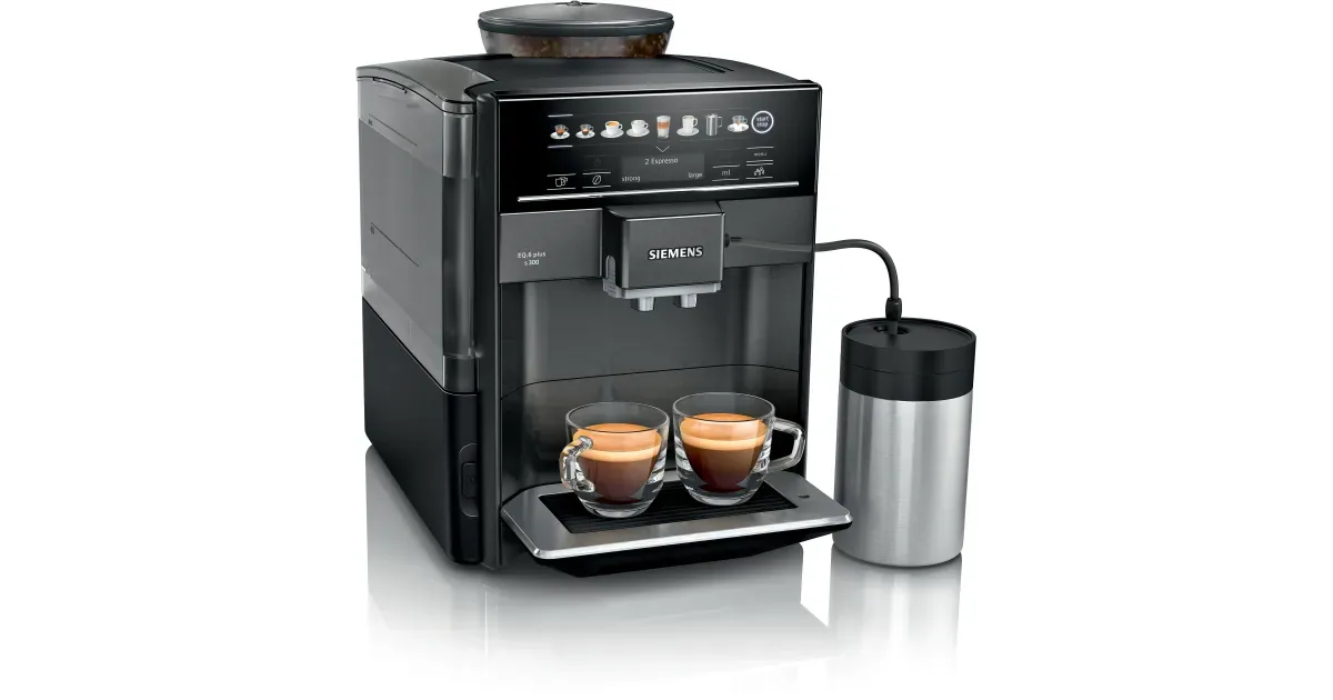 Siemens EQ6 plus s300 TE653M19RW i safir svart metallic, med to espresso og en isolert melkebeholder i stål