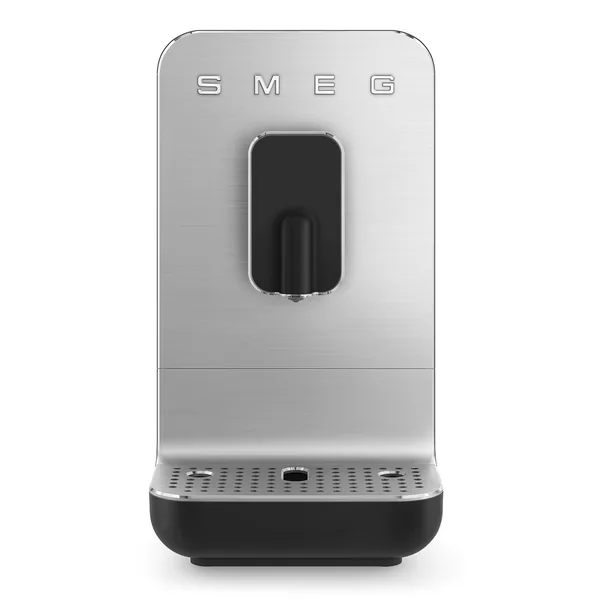 Smeg BCC11 i matt sort med front i børstet metall, sett rett forfra